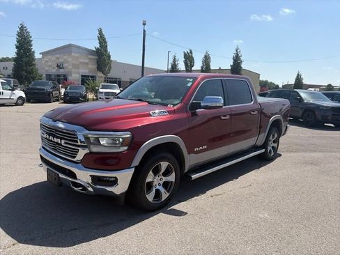 Used 2021 RAM 1500 Laramie AWD/4WD image 2