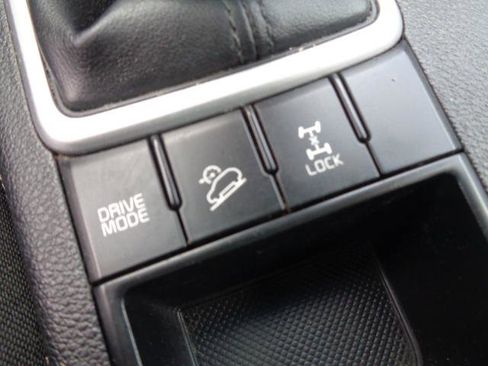 Used 2017 Kia Sportage LX image 35