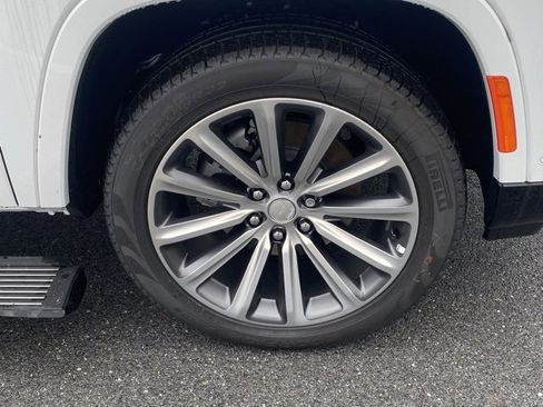 New 2024 Jeep Grand Wagoneer Series I w/ HD Trailer Tow Package image 11