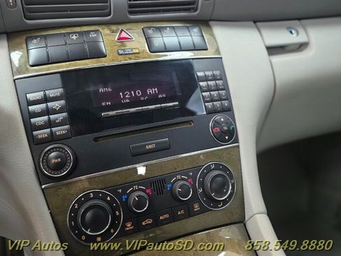 Used 2007 Mercedes-Benz C 230 Sedan image 22
