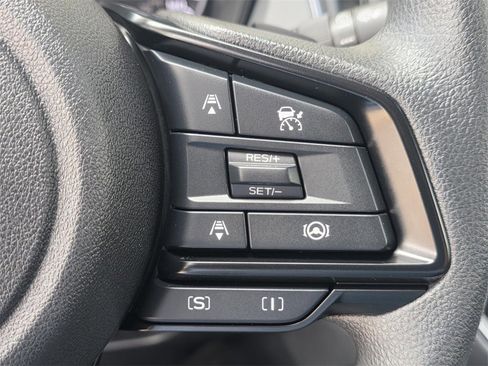 Used 2025 Subaru Crosstrek 2.0i Premium image 25