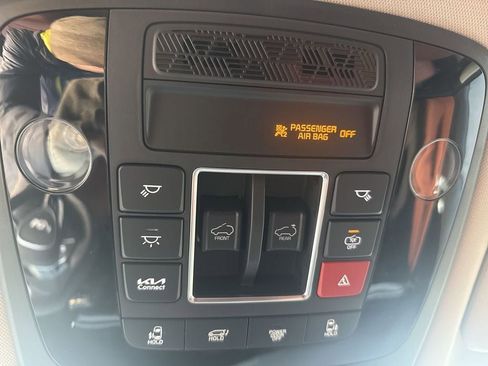 New 2026 Kia Carnival SX image 12