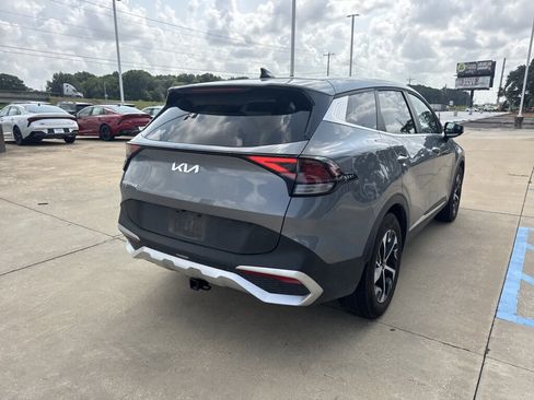 Certified 2025 Kia Sportage EX FWD image 18
