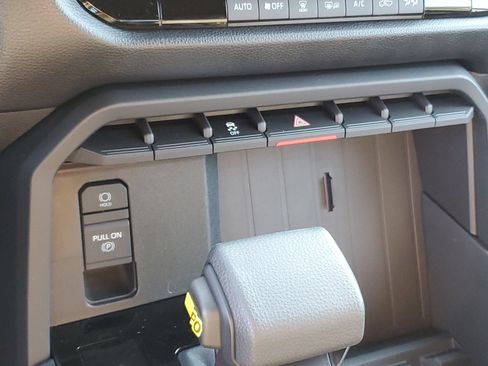 New 2026 Toyota Tundra SR5 AWD/4WD image 28