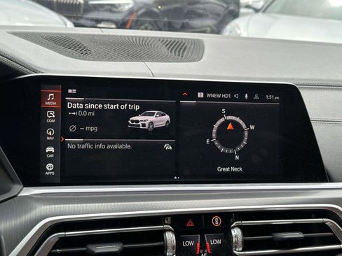 Used 2022 BMW X6 xDrive40i w/ M Sport Package AWD/4WD image 26