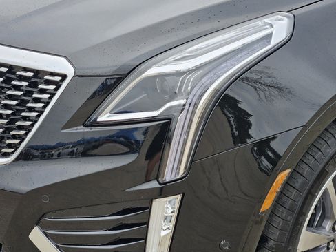 New 2026 Cadillac XT5 Premium Luxury w/ Driver Assist Package AWD/4WD image 5