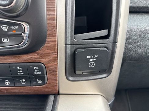 Used 2014 RAM 1500 Laramie w/ Convenience Group image 28