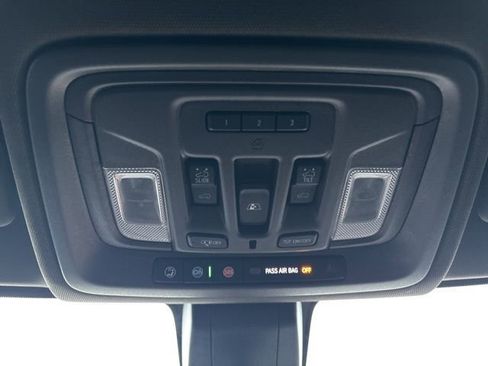 Used 2023 GMC Sierra 3500 Denali w/ Denali Black Diamond Edition image 21