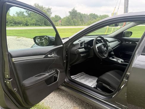 Used 2016 Honda Civic LX image 10