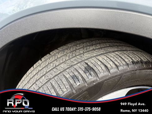 Used 2020 Volvo XC40 T5 Momentum AWD/4WD image 10