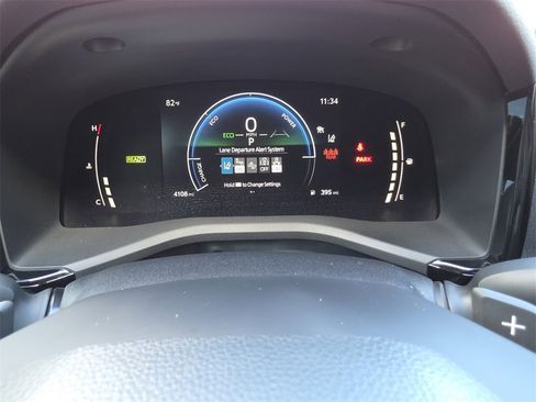 Certified 2025 Toyota Camry SE w/ Multimedia Upgrade Package image 31