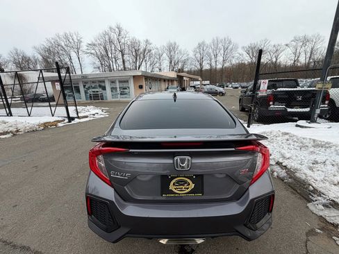 Used 2018 Honda Civic Si image 6
