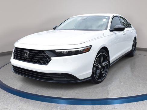 Certified 2024 Honda Accord Sport image 36