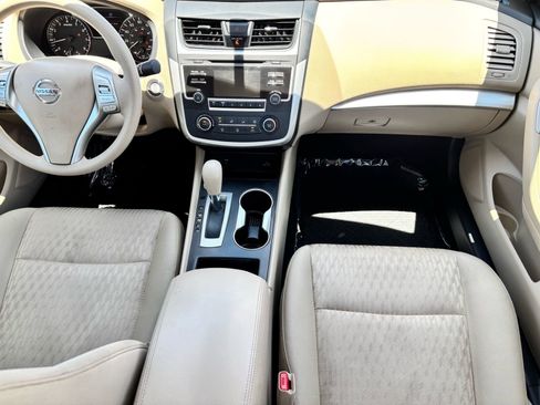 Used 2016 Nissan Altima 2.5 S w/ Power Driver Seat Package FWD image 14