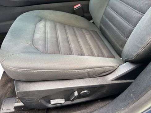 Used 2018 Ford Fusion SE image 20