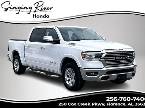 Used 2022 RAM 1500 Laramie AWD/4WD image 1