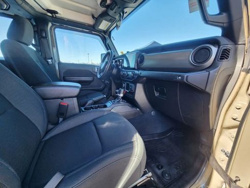 Used 2020 Jeep Gladiator Sport w/ Trailer Tow Package AWD/4WD image 17