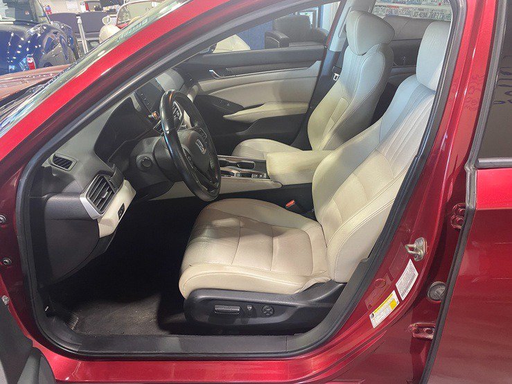 Used 2018 Honda Accord EX-L image 13