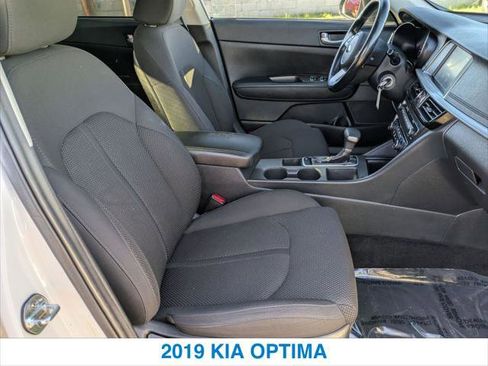 Used 2019 Kia Optima LX w/ LX Premium Package image 25