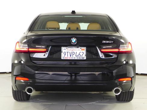 Used 2025 BMW 330i Sedan w/ Convenience Package RWD image 8