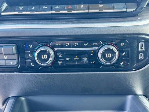 Used 2025 Chevrolet Silverado 2500 LTZ w/ LTZ Convenience Package AWD/4WD image 49