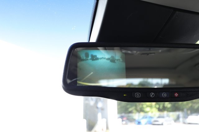 Used 2011 Cadillac SRX Luxury FWD image 9