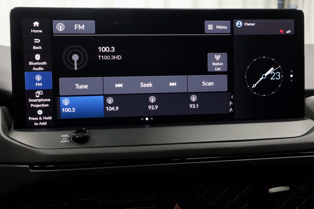 Used 2023 Honda Accord EX-L image 3