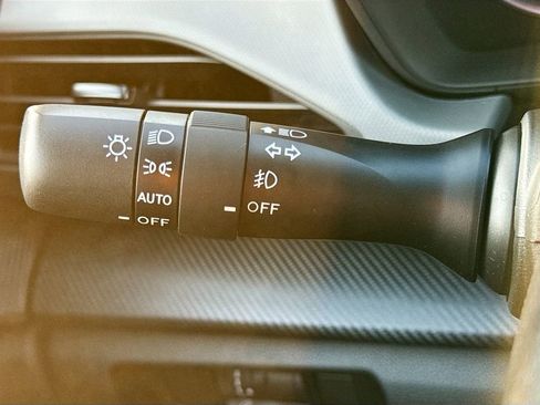 Certified 2025 Subaru Crosstrek 2.5i Limited w/ Crosstrek Mirror Package image 16