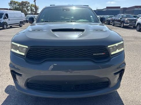Used 2023 Dodge Durango R/T RWD image 2
