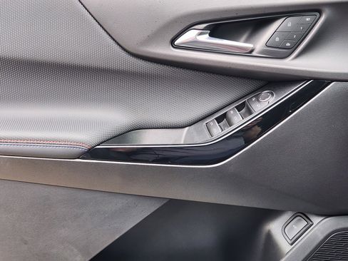 Used 2026 Chevrolet Equinox RS w/ Convenience Package III FWD image 20