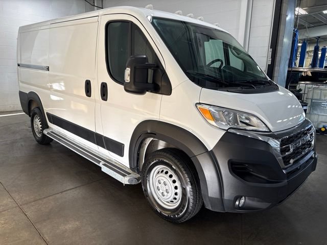 Used 2025 RAM ProMaster 2500 w/ U-Haul Equipment Group FWD image 4