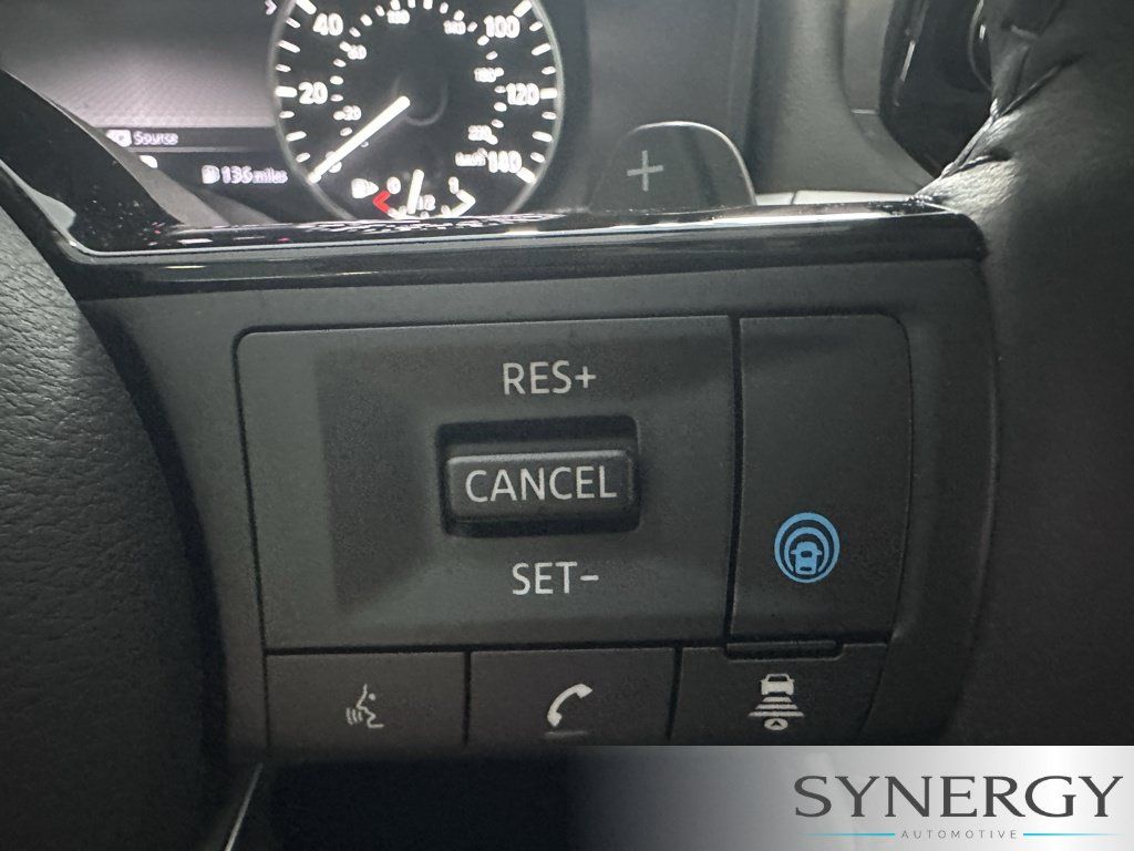 Used 2023 Nissan Rogue SL w/ SL Premium Package FWD image 19