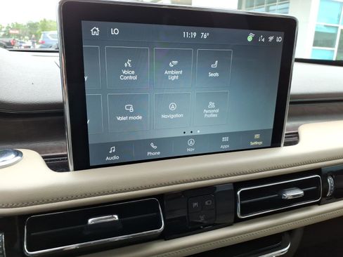 Used 2022 Lincoln Aviator Reserve w/ Equipment Group 201A AWD/4WD image 20