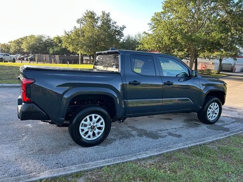 Used 2025 Toyota Tacoma SR RWD image 5