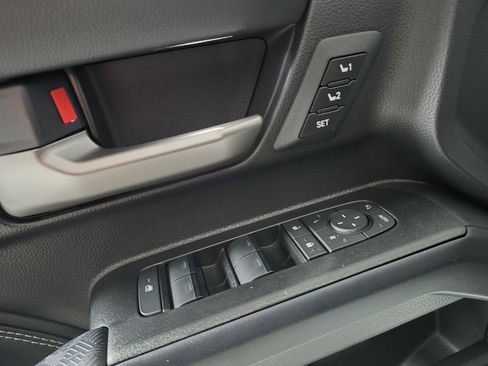 New 2025 Toyota 4Runner 4WD image 21