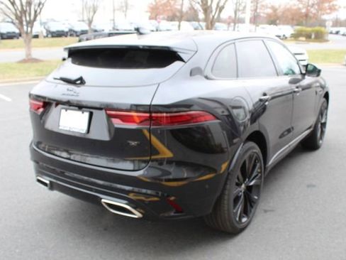 New 2026 Jaguar F-PACE R-Dynamic S image 2