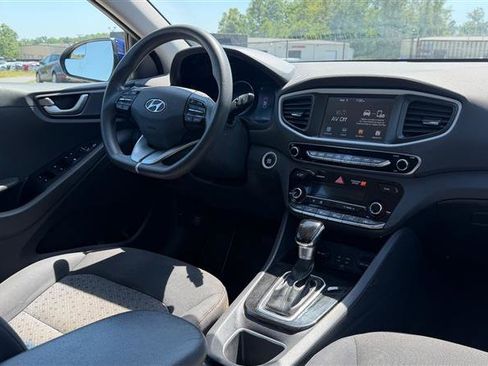 Used 2019 Hyundai Ioniq Blue FWD image 21