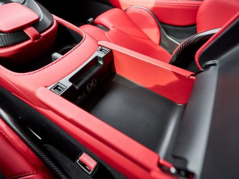 Used 2023 Aston Martin V12 Vantage image 61