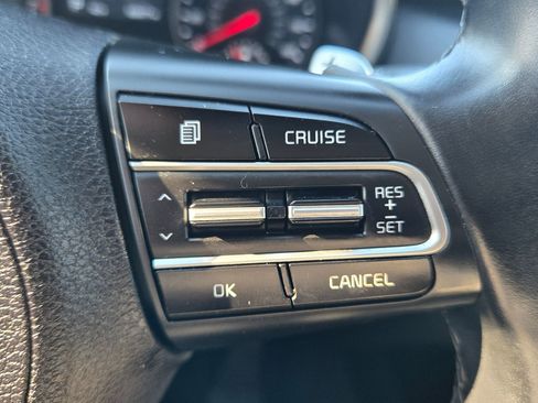 Certified 2019 Kia Stinger Base image 25