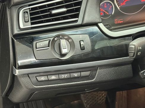 Used 2013 BMW 750Li 750Li image 23