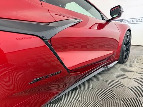 Used 2023 Chevrolet Corvette Z06 RWD image 15