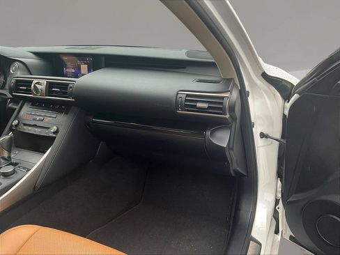 Used 2018 Lexus IS 300 AWD w/ Comfort Package image 24