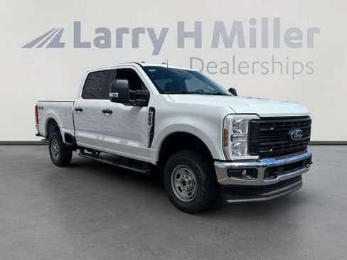 New 2025 Ford F350 XL w/ XL Chrome Package image 7