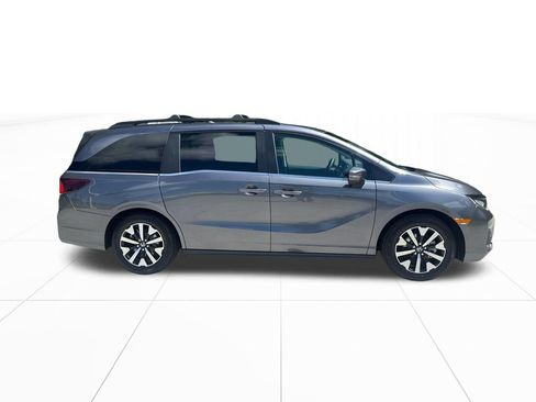 Certified 2026 Honda Odyssey EX-L image 10