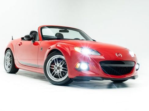Used 2015 MAZDA MX-5 Miata Club RWD image 5