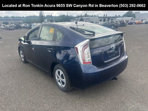 Used 2012 Toyota Prius Two FWD image 6