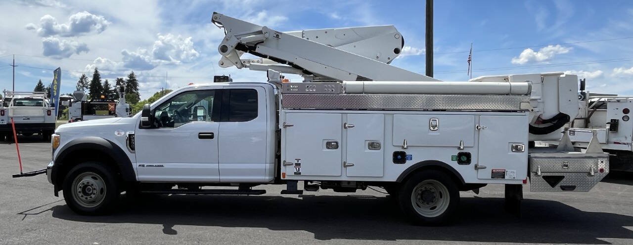 Used 2017 Ford F550 4x4 SuperCab Super Duty image 8