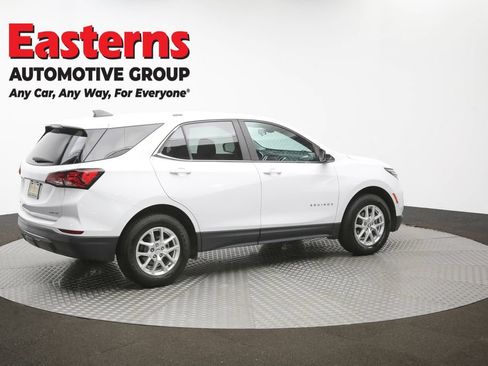 Used 2022 Chevrolet Equinox LT AWD/4WD image 41