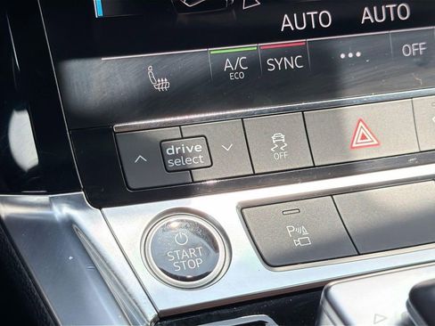 Used 2024 Audi Q8 e-tron Premium AWD/4WD image 18