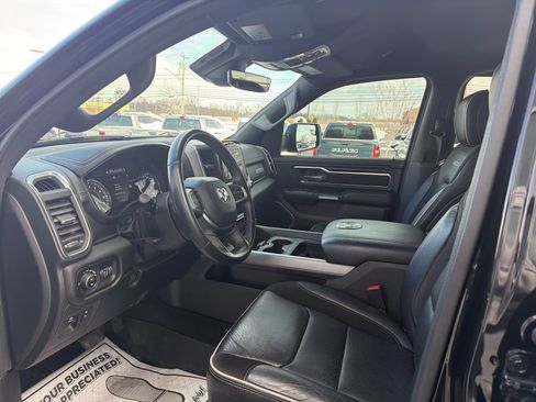 Used 2023 RAM 1500 Laramie AWD/4WD image 12